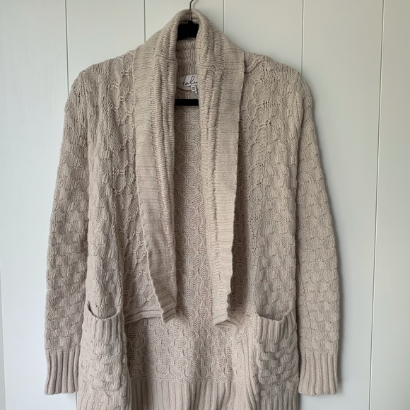 Sweaters - Aritzia xxs knitted sweater